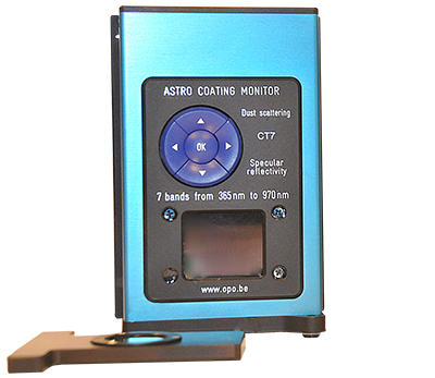 CT7 Reflectometer Scatterometer: handheld portable instrument monitoring the reflectivity and scattering of telescope's mirror coatings